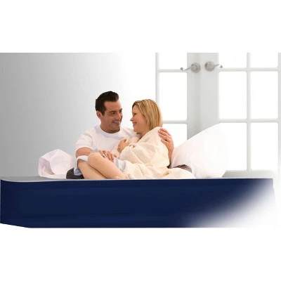 Serta Perfect Sleeper 18" Raised Double High Queen Air Mattress with Electric Pump 5 Serta Perfect Sleeper 18" Raised Double High Queen Air Mattress with Electric Pump - Image 3