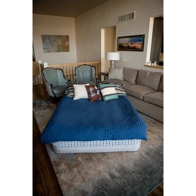 Insta-Bed 18" Pillow Top Air Mattress with Neverflat Pump - Queen 5 Insta-Bed 18" Pillow Top Air Mattress with Neverflat Pump - Queen - Image 3