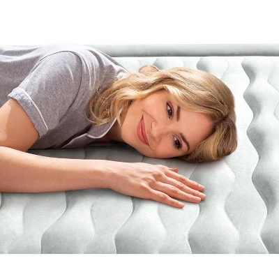 Intex 18" Pillow Top Air Mattress with Electric Pump and Headboard - Queen Size 9 Intex 18" Pillow Top Air Mattress with Electric Pump and Headboard - Queen Size - Image 7