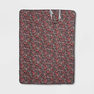 Vera Bradley + Coleman Camping Blanket - Eden Paisley Gray 3 Vera Bradley + Coleman Camping Blanket - Eden Paisley Gray