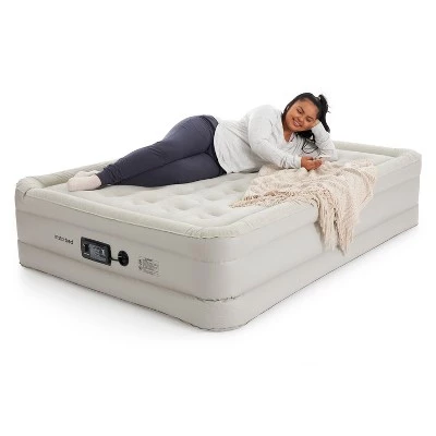 Insta-Bed 18 Inch Queen Sized Inflatable Airbed Mattress with Internal AC Pump 5 Insta-Bed 18 Inch Queen Sized Inflatable Airbed Mattress with Internal AC Pump - Image 3
