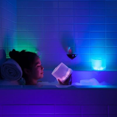 MPOWERD Luci Color Essence Color-Changing Waterproof Inflatable Solar Light 4 MPOWERD Luci Color Essence Color-Changing Waterproof Inflatable Solar Light - Image 2